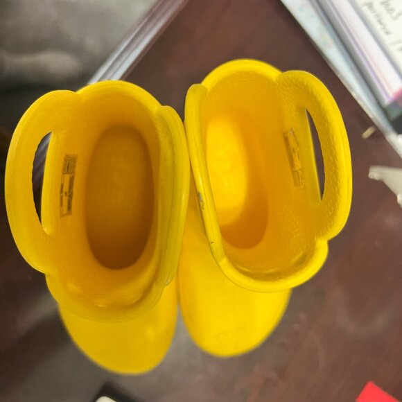 Crocs Toddler Rain Boots - Picture 5 of 8